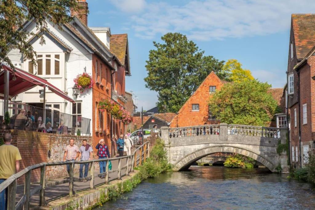 City Centre Riverside Apartment Winchester Kültér fotó